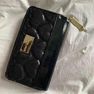 Betsey Johnson black heart wallet